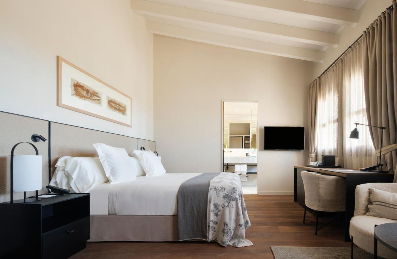 Deluxe Room,1129437291:JPEG